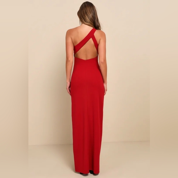 Lulus - Loveliest Arrival Red Backless One - Shoulder Maxi Dress - Picture 3 of 6